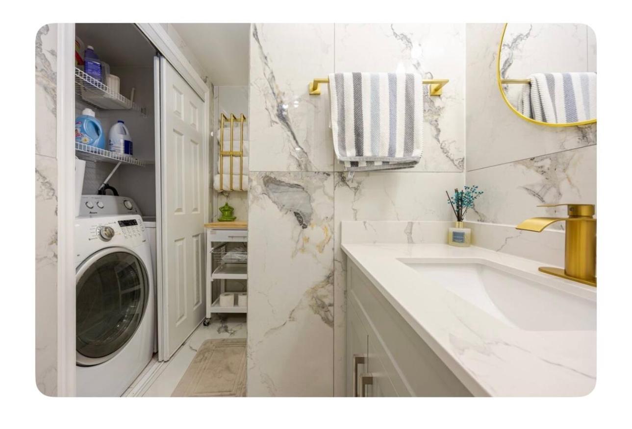 Luxurious 1000 Sq Ft Oasis Apartment แบรมพ์ตัน ภายนอก รูปภาพ